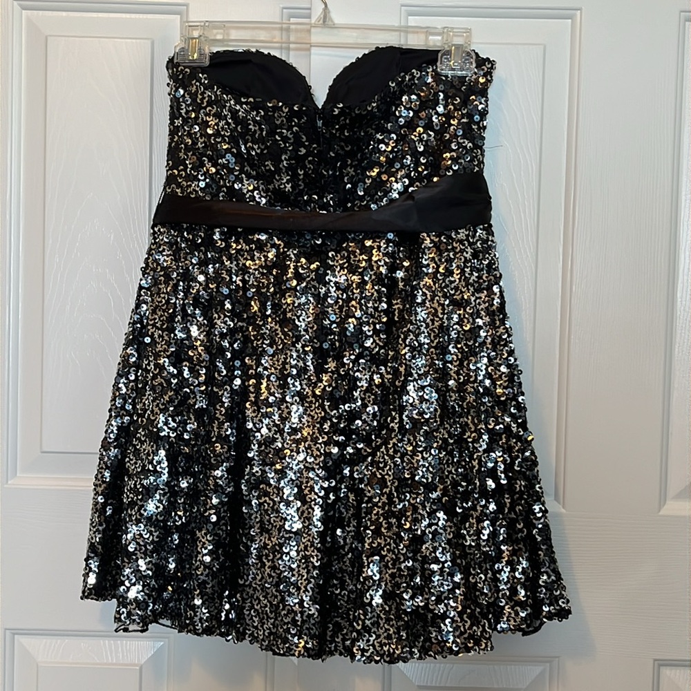 City Studio, size 13, Black/Silver Mini Party Dress, 28 inch long - Picture 2 of 5